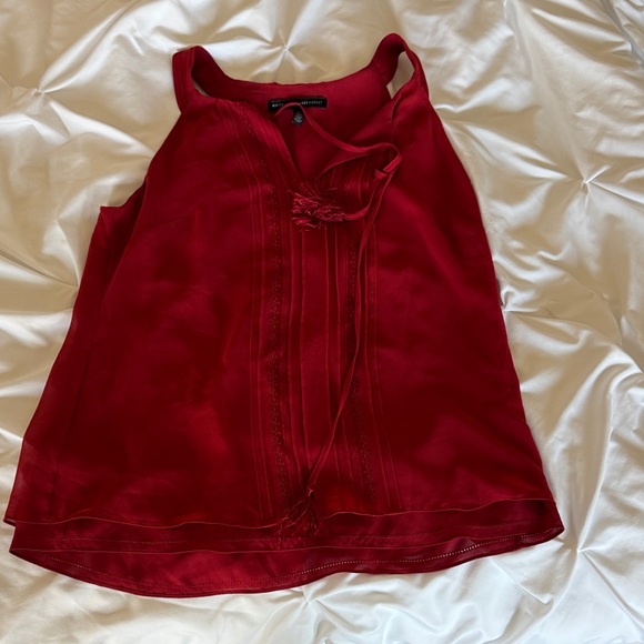 White House Black Market Red top- size M - Picture 1 of 4